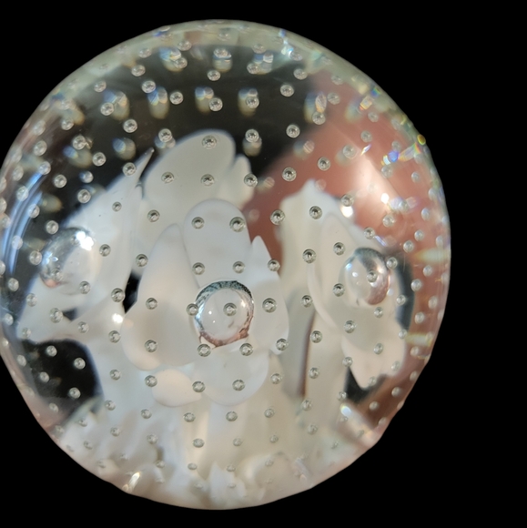 Joe St.Clair Trumpet Flower Paperweight - Picture 7 of 9